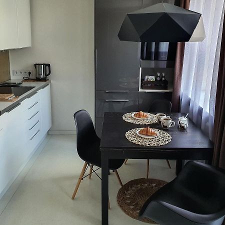 Apartamento Whitebeeapartament Breslavia Exterior foto