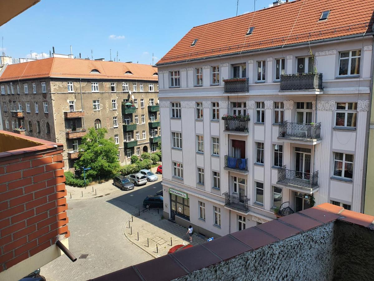Apartamento Whitebeeapartament Breslavia Exterior foto